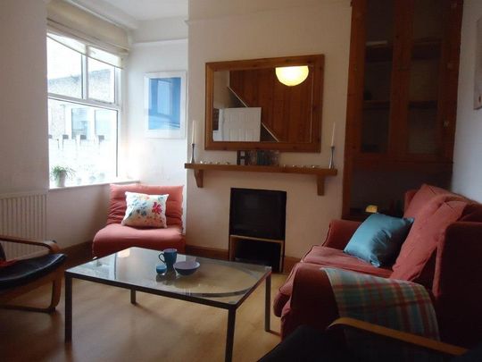 4 bedroom house to rent - Photo 1