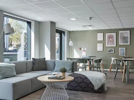 Standard Studio - Photo 3