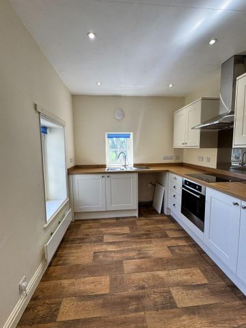 2 bedroom detached house to rent - Photo 3