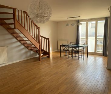 Location Appartement 4 pièces 91m² - Photo 3