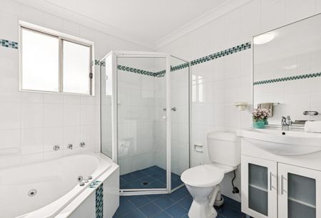 Stylishly Apartment with city views - Photo 2