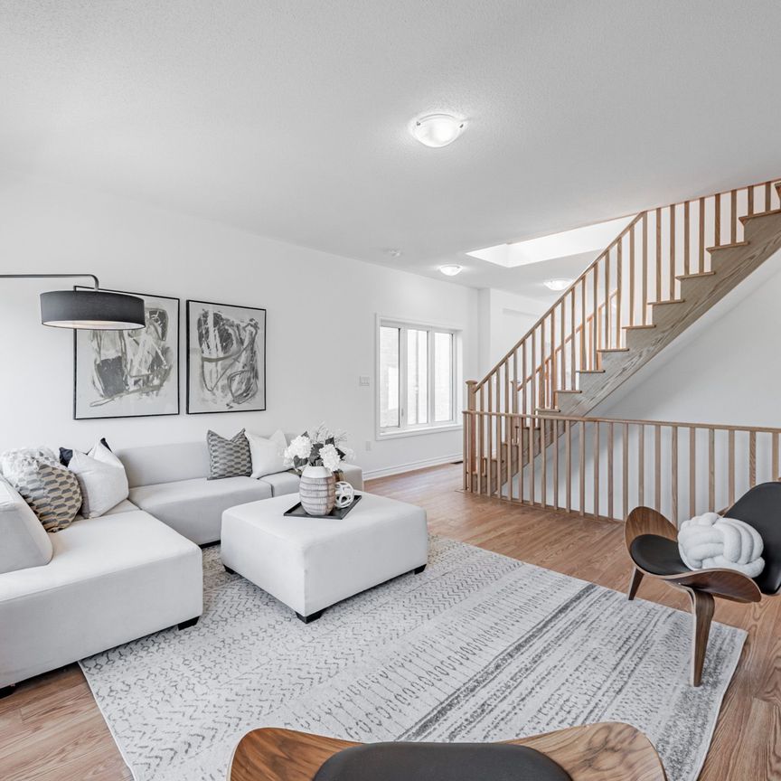 For Lease - 135 Pidgeon Street, Toronto, Ontario - Photo 1