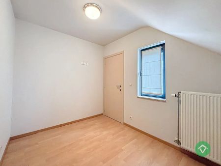 Appartement met 2 slaapkamers en 2 terrassen te Koekelare - Photo 4