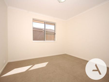 24 Dagmar Berne Street, Macgregor ACT 2615 - House For Rent | Domain - Photo 2