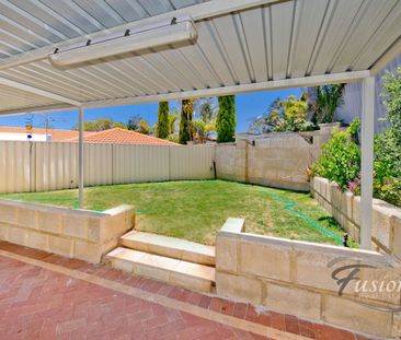 Modern 4x2 Family Home for Rent in Duncraig - Photo 4