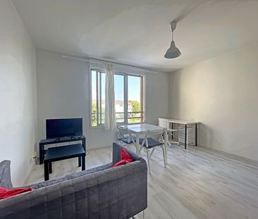 Location Appartement 2 pièces 27m² - Photo 2