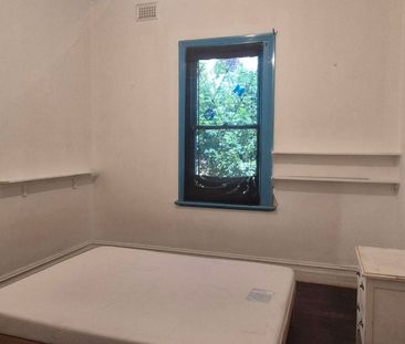 North Perth - Photo 2