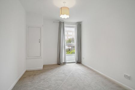 2 Bedroom Property To Rent - Photo 2