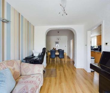 Myerscough Avenue, Lytham St. Annes, FY8 - Photo 5
