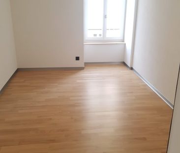 Charmant appartement de 3 pièces avec balcon au centre du village - Photo 5