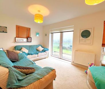 Reed Street, Woking, Surrey, GU22 - Photo 3