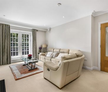 Wall Hall Drive, Aldenham - Photo 1