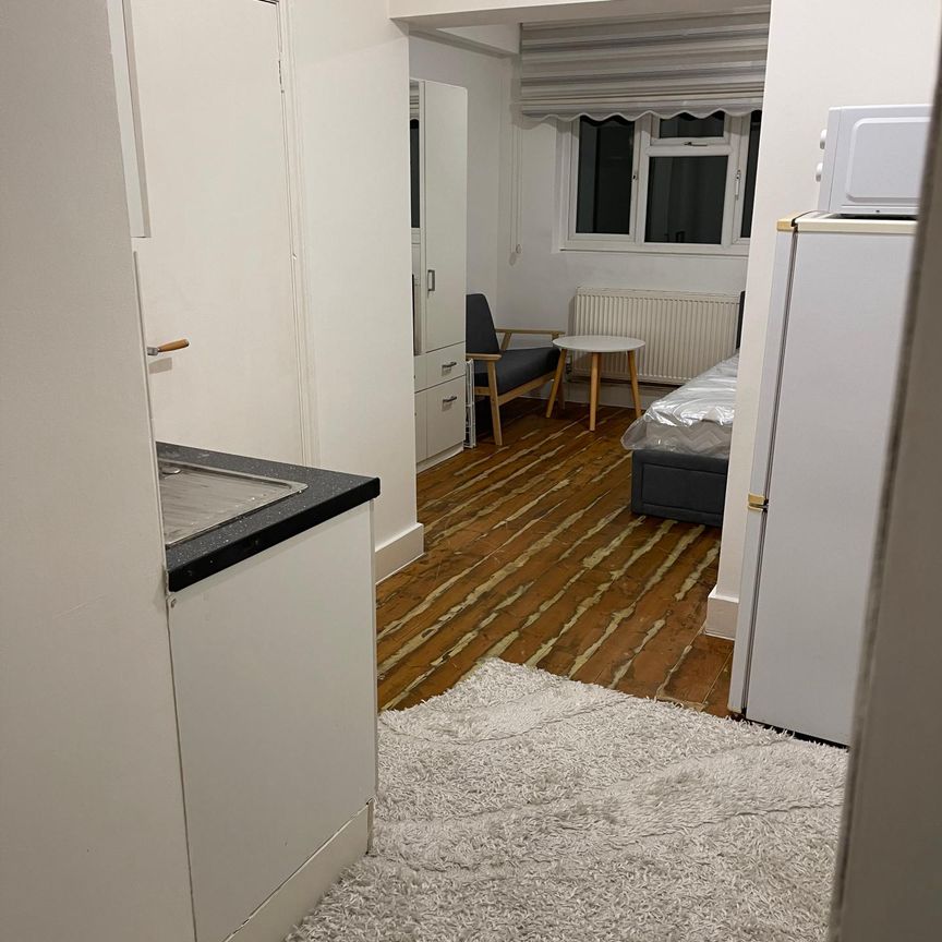 Walpole Road - Photo 1