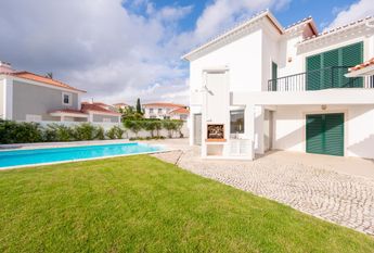 4 Bedroom House with swimming pool, Quinta da Beloura, Sintra