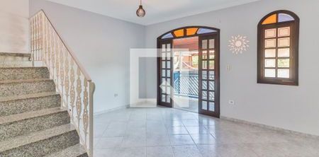 Casa para alugar com 210m², 4 quartos e 1 vaga - Photo 2