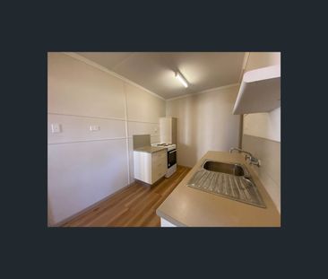 8/18 Webb Street, Margate, Qld 4019 - Photo 5