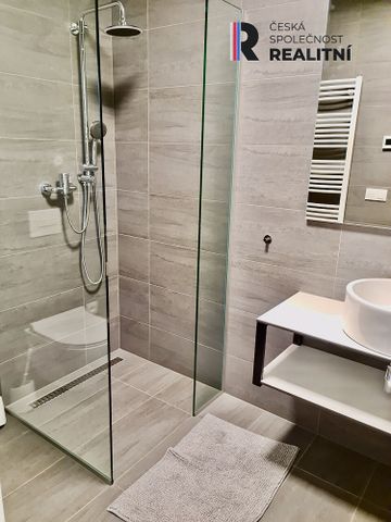 Pronájem bytu 1+kk 42 m² - Fotografie 5