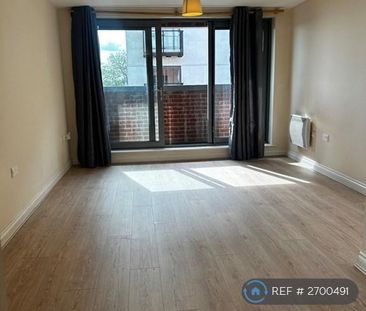 1 bedroom flat to rent - Photo 3