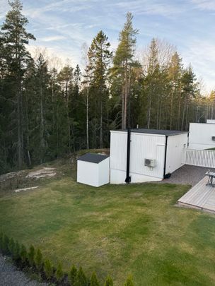 Österängsvägen, Huddinge - Photo 1