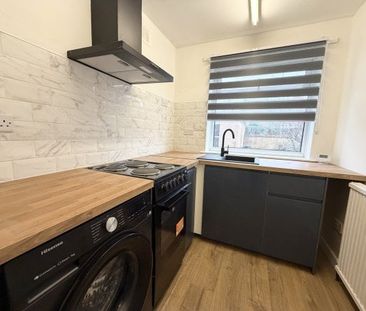 Kings Road, St Helens, WA10 3HT - Photo 3