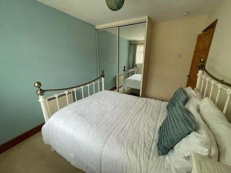 2 bedroom semi-detached bungalow to rent - Photo 5
