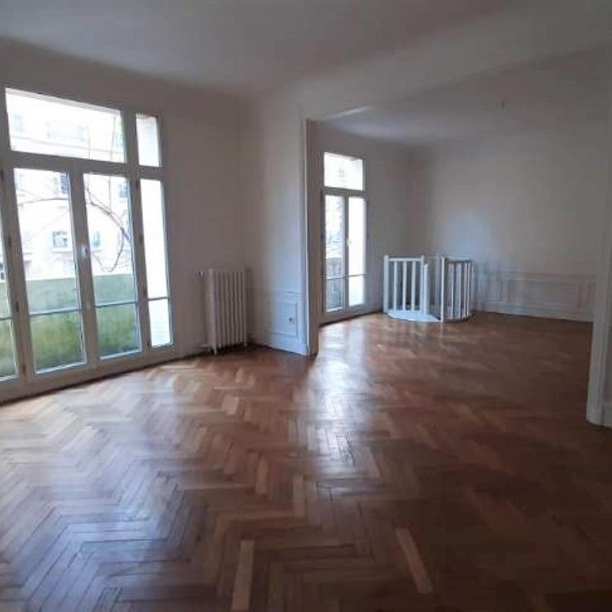 location Appartement T4 DE 81.9m² À PARIS - Photo 1