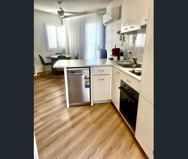 Furnished 1 bedroom unit opposite the beach. - Photo 3
