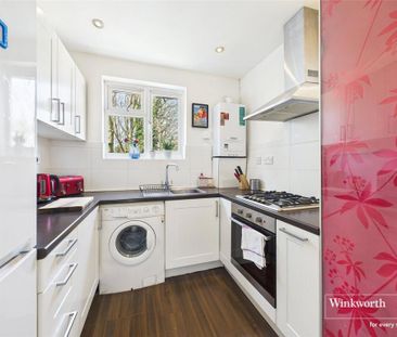 2 bedroom maisonette to rent - Photo 4