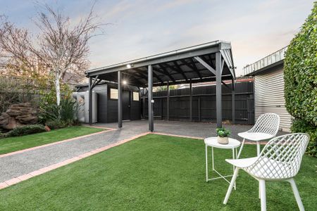 17 Leslie Street, Hawthorn VIC 3122 - House For Rent | Domain - Photo 3
