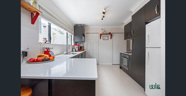 Put simply, welcome to the Hill - Photo 1