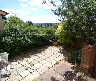 2 bed Apartment - To Let - Photo 6