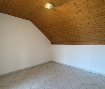 Charmante 3.5-Zimmer-Wohnung mit grosser Terrasse in Istighofen - Photo 1