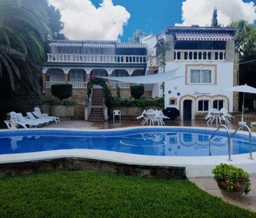 Spacious villa for sale in Santa Ponsa - Photo 3