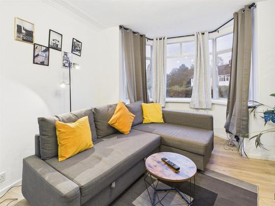 3 bedroom semi-detached house to rent - Photo 1