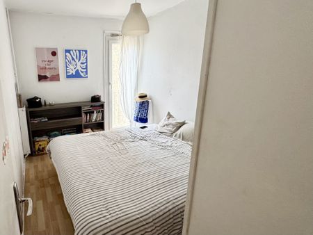 Location Appartement 3 pièces 68m² CASSIS 13260 - Photo 4