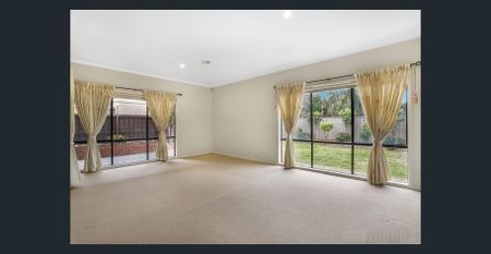 Relaxed Family Living - Photo 2