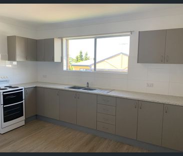 Convenient Living in the Heart of Annerley - Photo 5