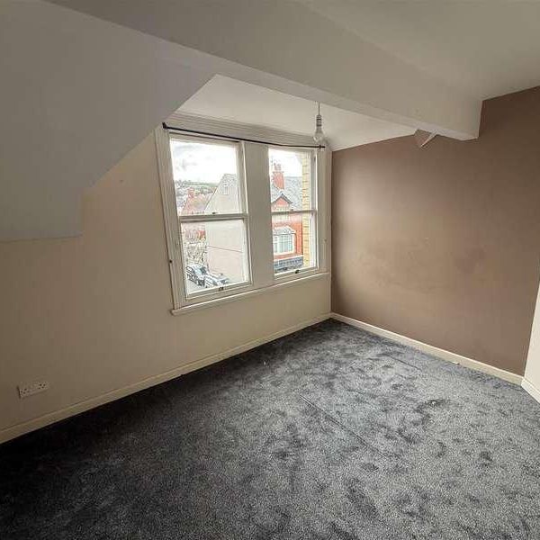 Station Road, Old Colwyn, LL29 - Photo 1