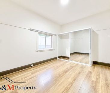 Full-Brick Bungalow on a Wide 695sqm Block in a Prime Roseville Loc... - Photo 4