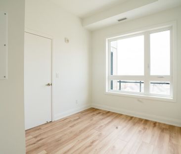 For Lease - 3250 Carding Mill Trail Unit# 505, Oakville, Ontario - Photo 6