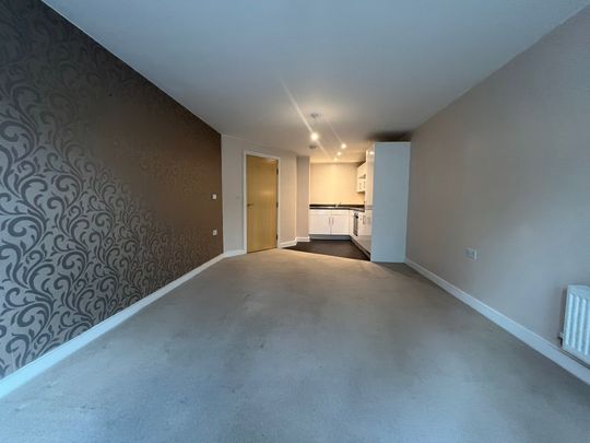 Brecon House, Taywood Road, Northolt, UB5 6GU - Photo 1