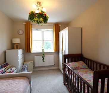 Kingfisher Drive, Water Stone Park, Greenhithe, DA9 9RS - Photo 3