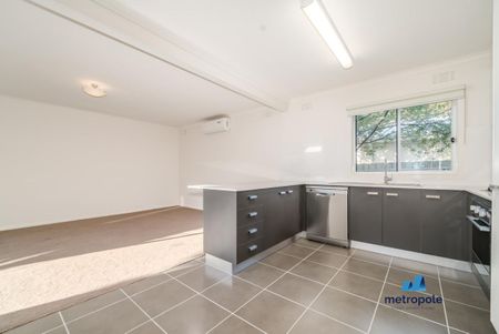 3/20 Pine Street, BRIGHTON, VIC - Photo 5