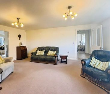3 bedroom detached house to rent - Photo 2