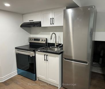 Detached Home For Lease | E8136348 - Photo 4