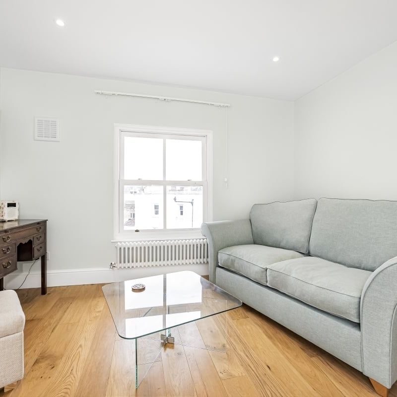 1 bedroom flat to rent - Photo 1