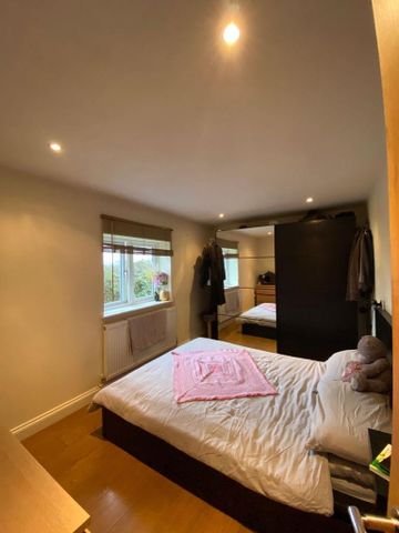 2 bedroom property to rent - Photo 3
