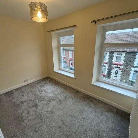 Phillip Street, Pontypridd, CF37 - Photo 1