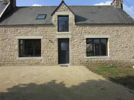 Location maison 4 pièces - 91m² à Ste helene (56700) - Photo 3