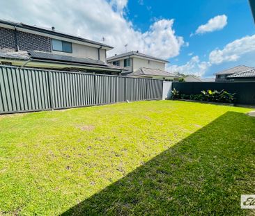 Near New Luxury house with 4 Bedrooms plus STUDY - Photo 6